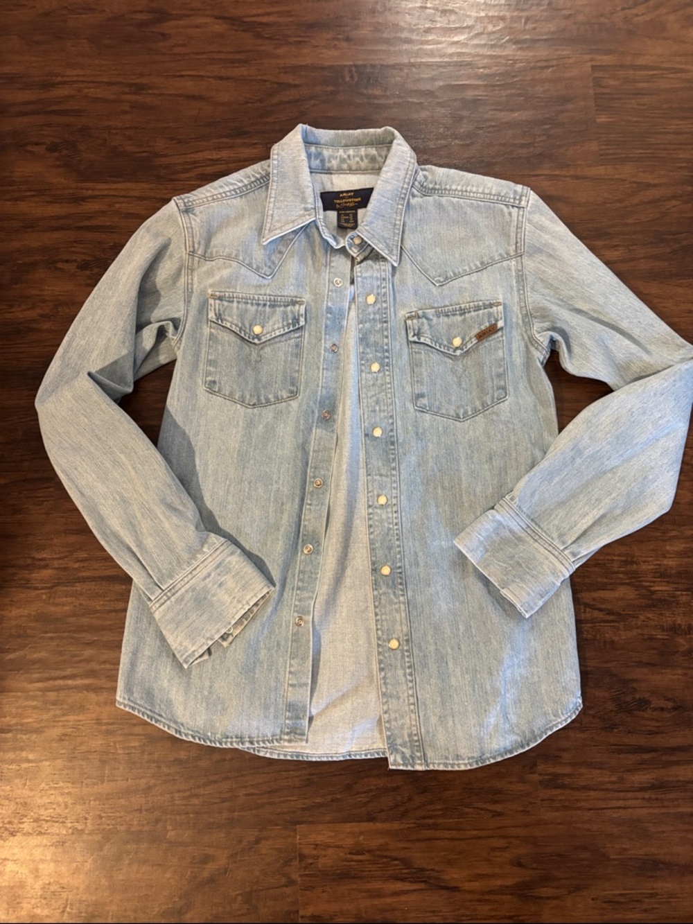 Ariat Light Wash Denim Western Shirt - Pale Blue